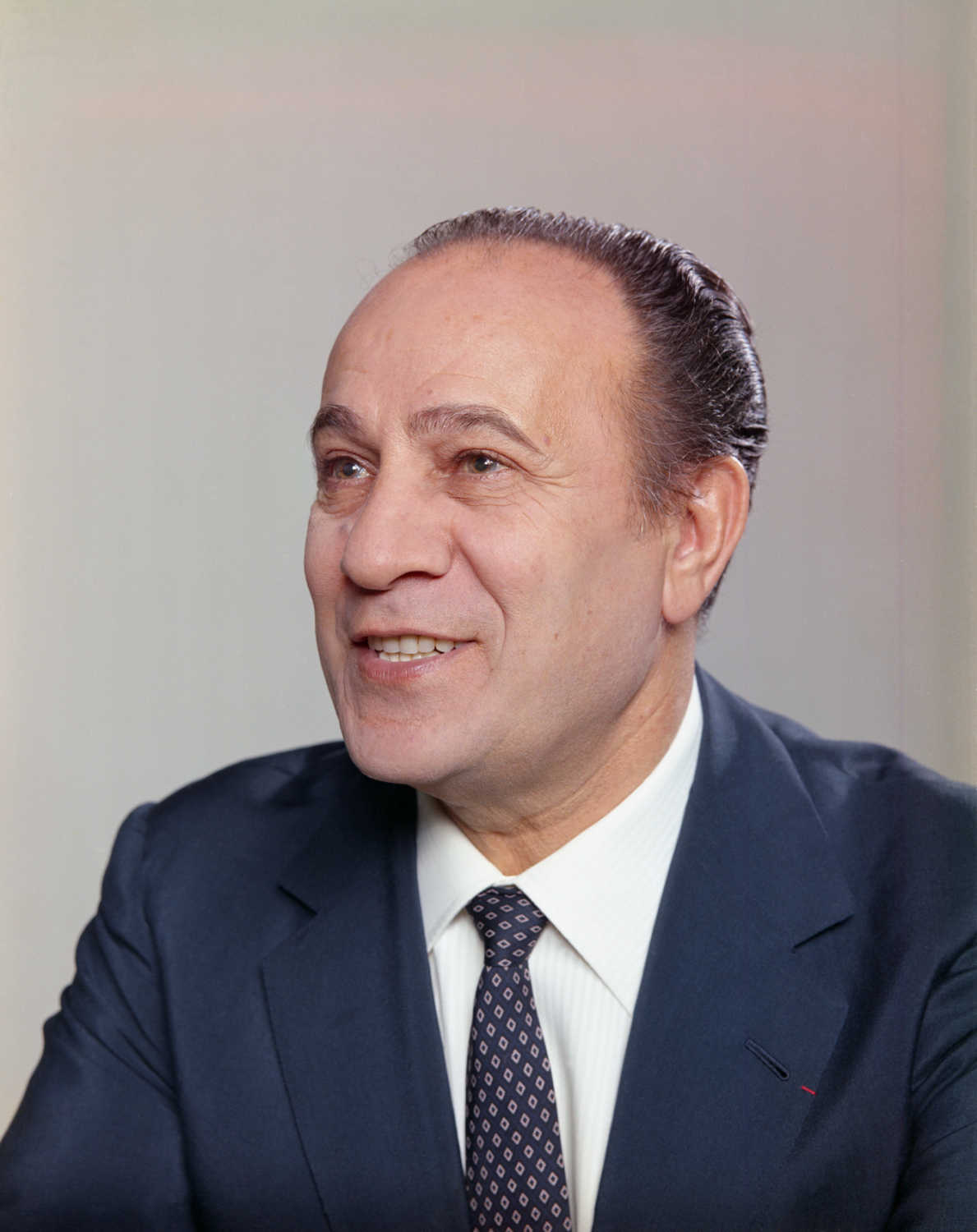 1967TinoRossiSerie402Num002