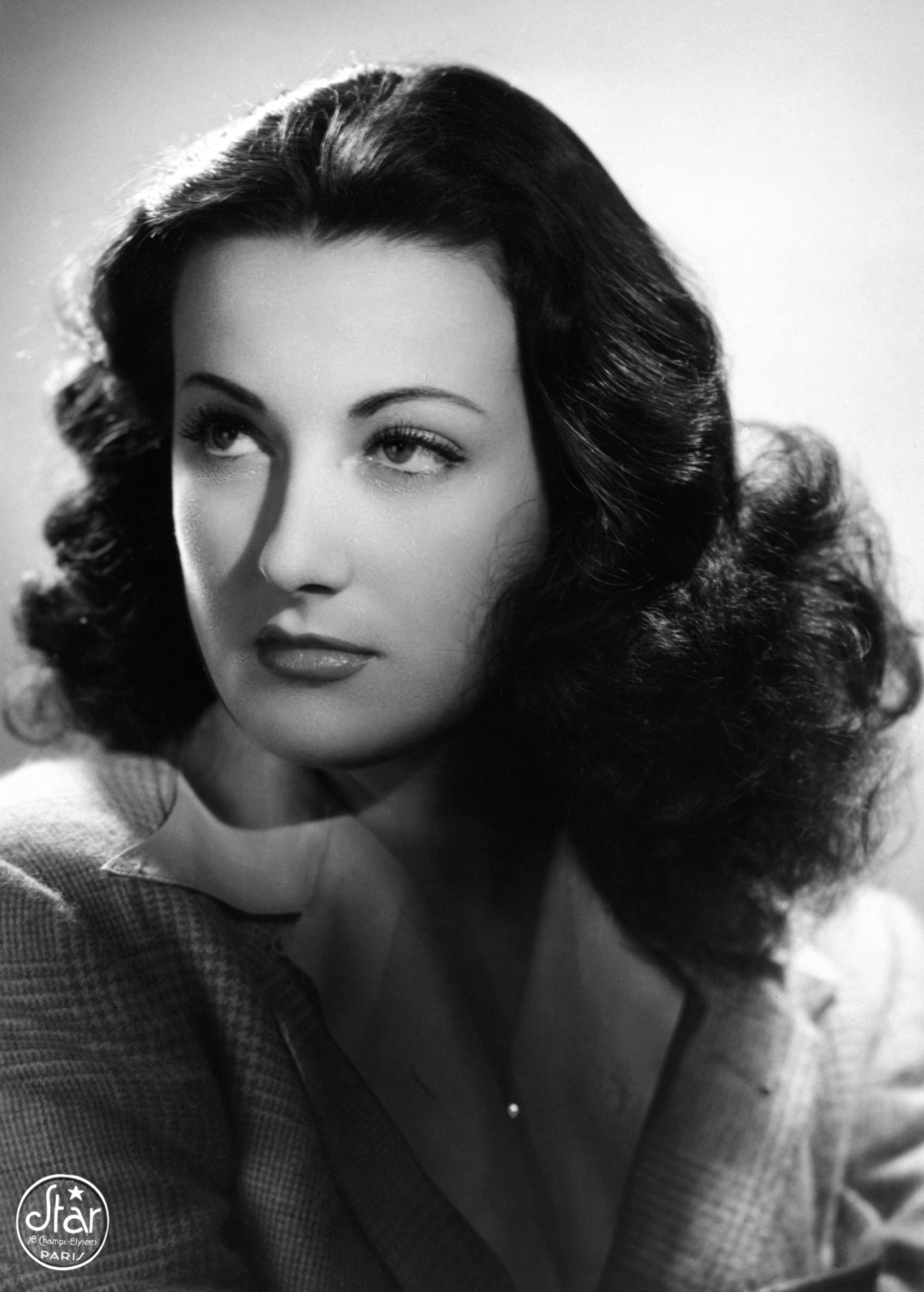 1942LiliaVettiClichesStarParisSerie6636Num001
