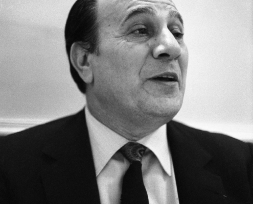 1968TinoRossiEnInterviewNeg024
