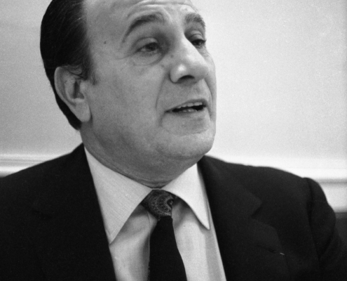 1968TinoRossiEnInterviewNeg026