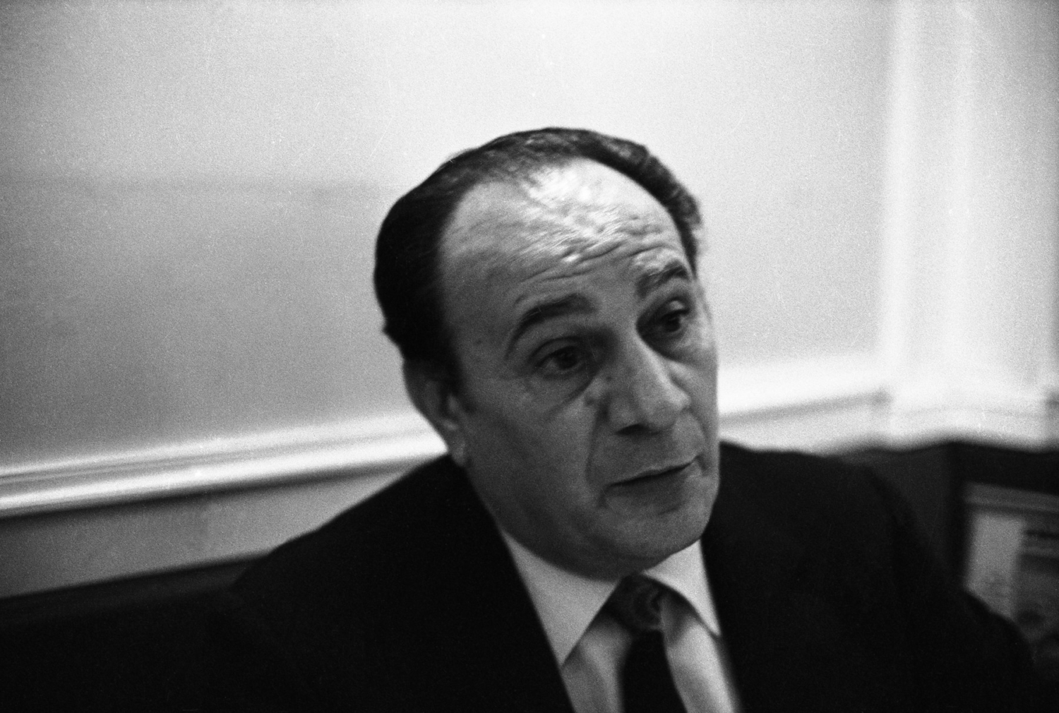1968TinoRossiEnInterviewNeg036