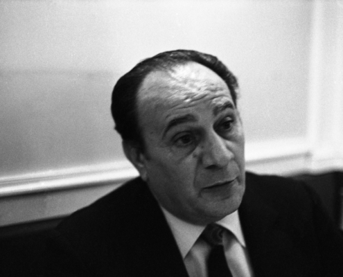 1968TinoRossiEnInterviewNeg036