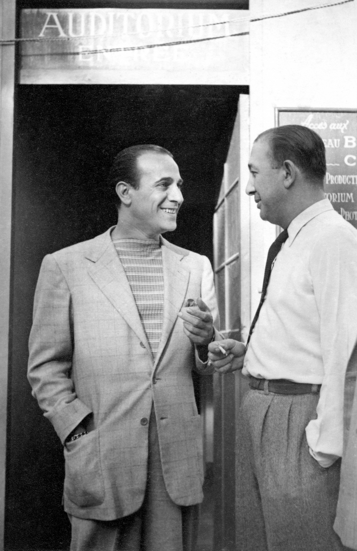 1944StudiosColumbia61RueAlbertTinoRossi