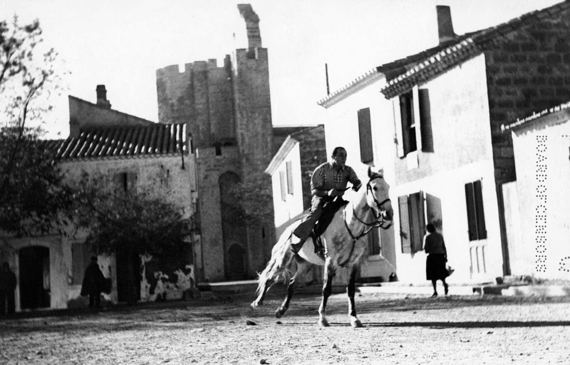 1946FilmLeGardian006