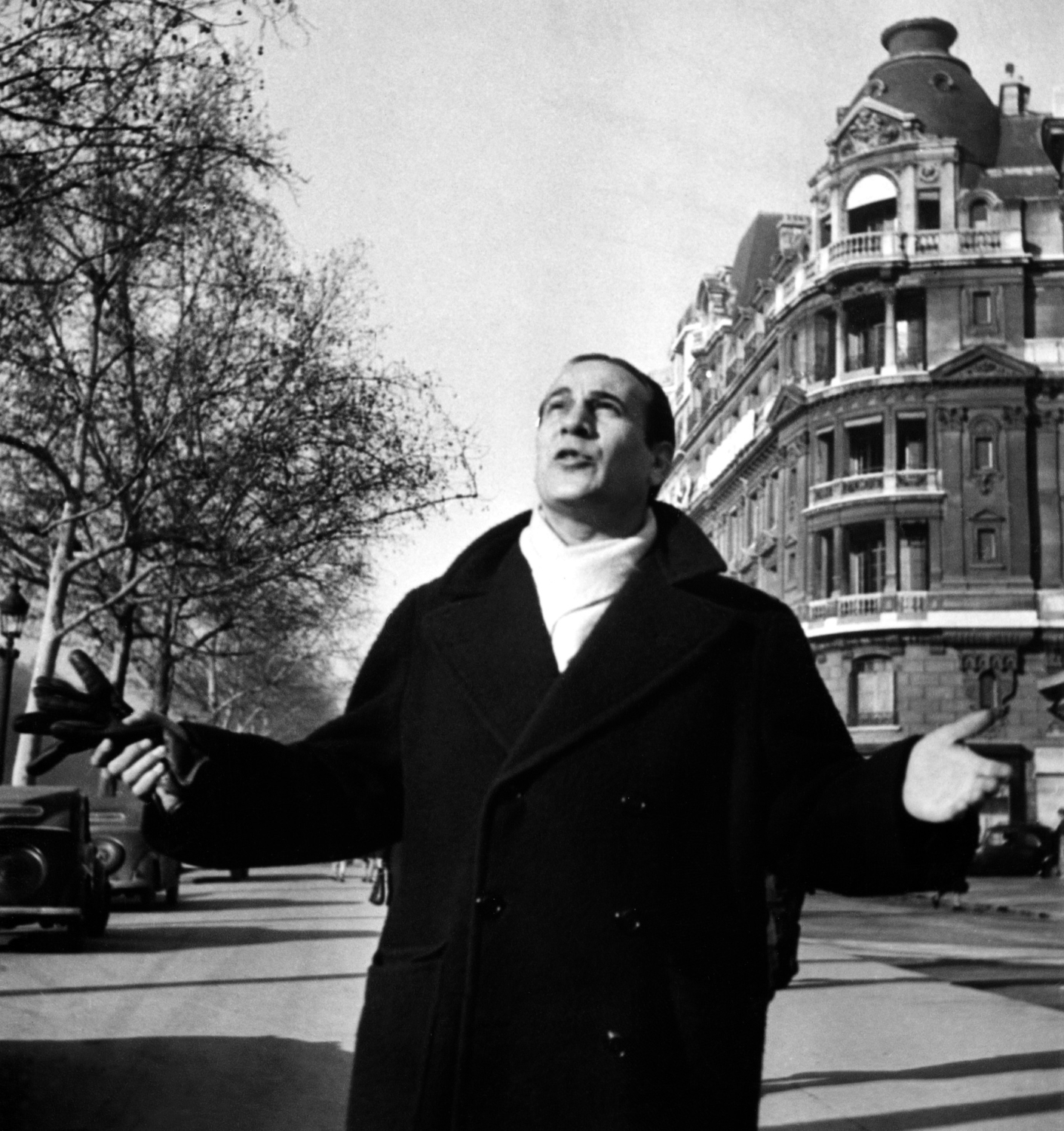 1947.01.16TinoRossiUneJourneeNormaleNum012