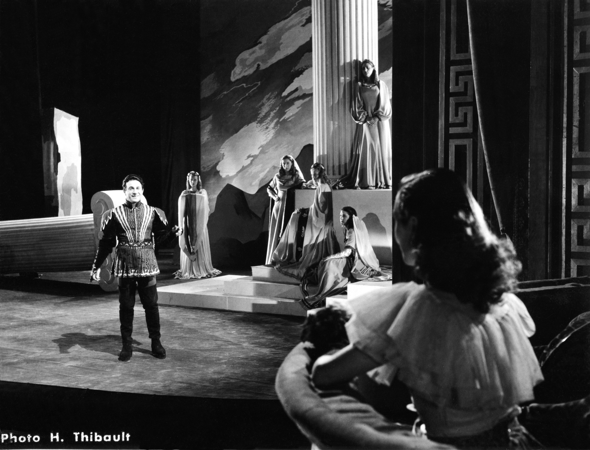1947FilmLeChanteurInconnuNum006
