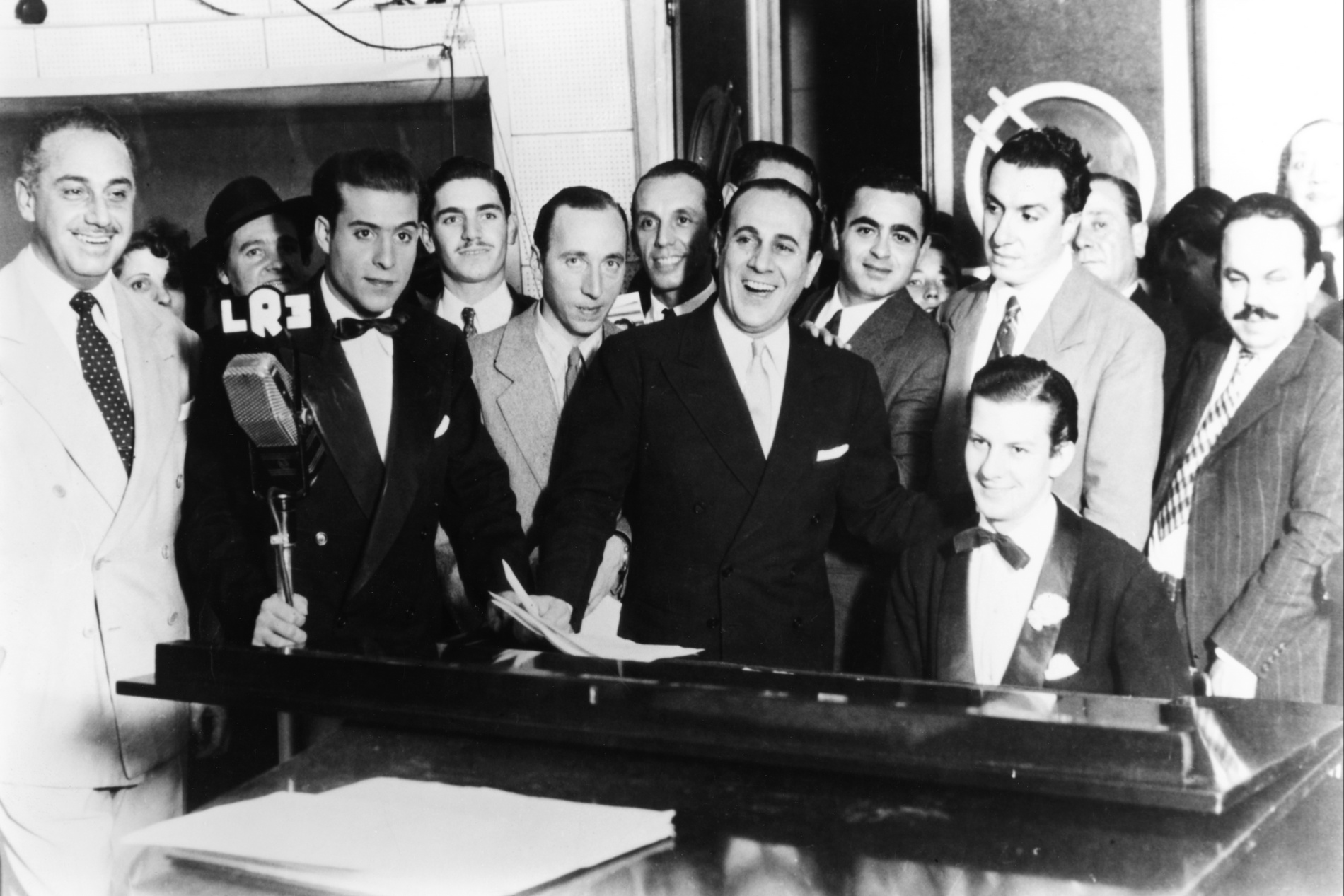 1947TinoRossiRadioArgentineLR3002