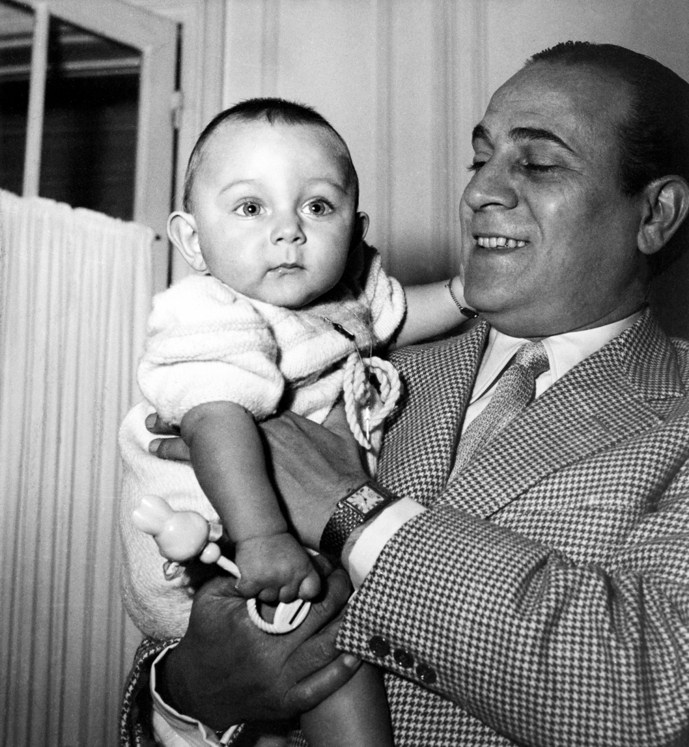 1949.01TinoRossiEtLaurent8MoisNum002