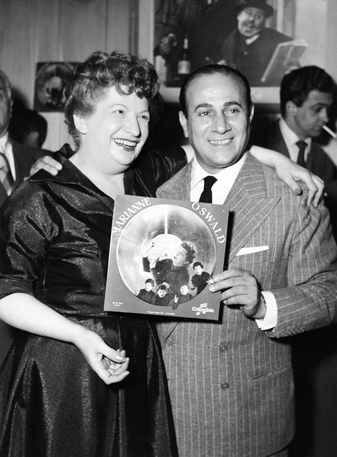 1953.11TinoRossiMarianneOswald01