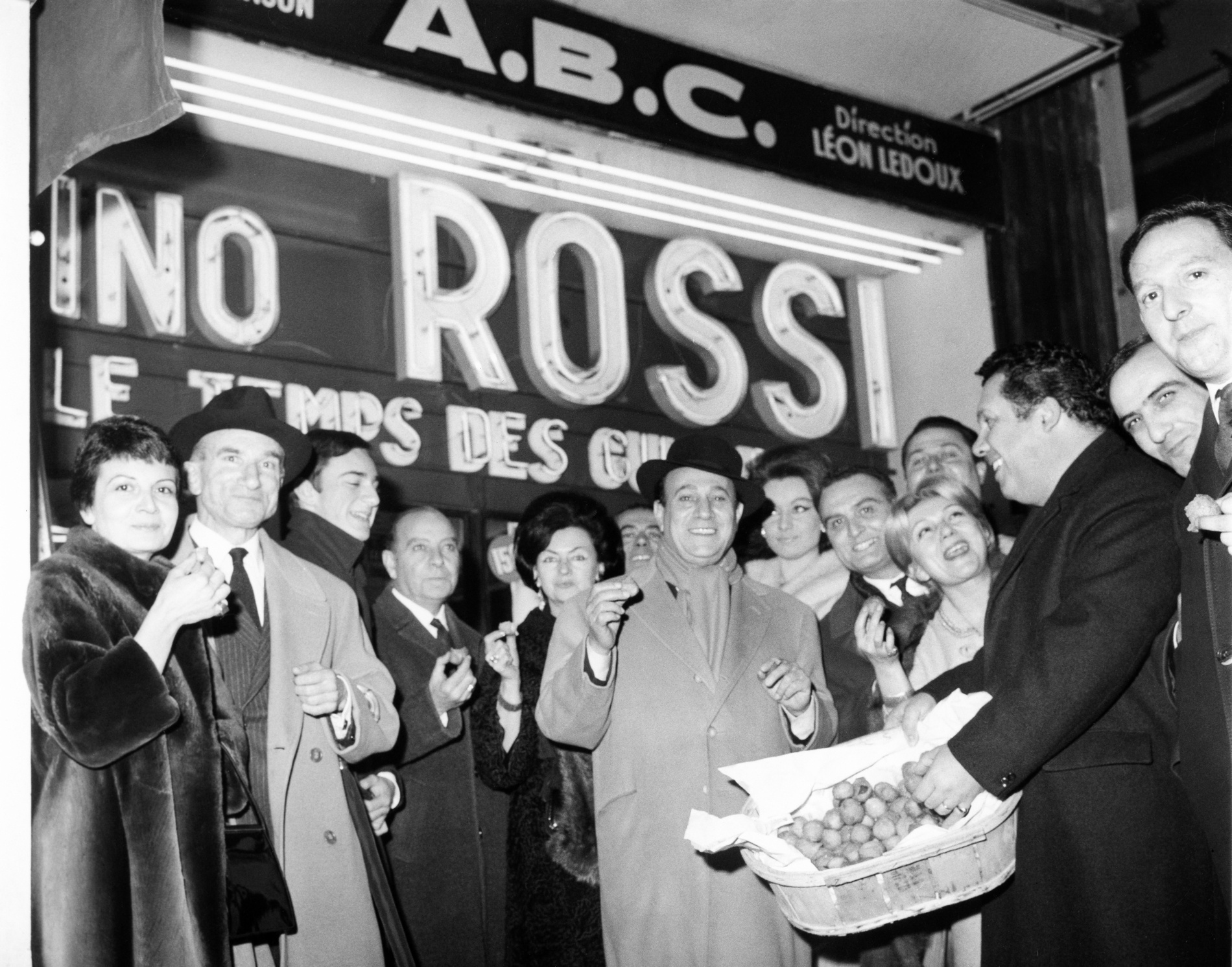 1964.01.29TinoRossi150eTDG010