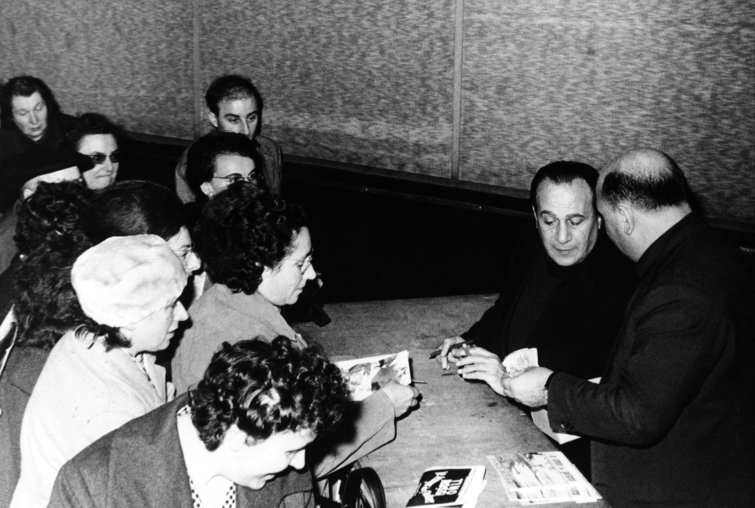 1965.11.18OperetteLeTempsDesGuitaresRochefortTheatreApolloNum13Ex002