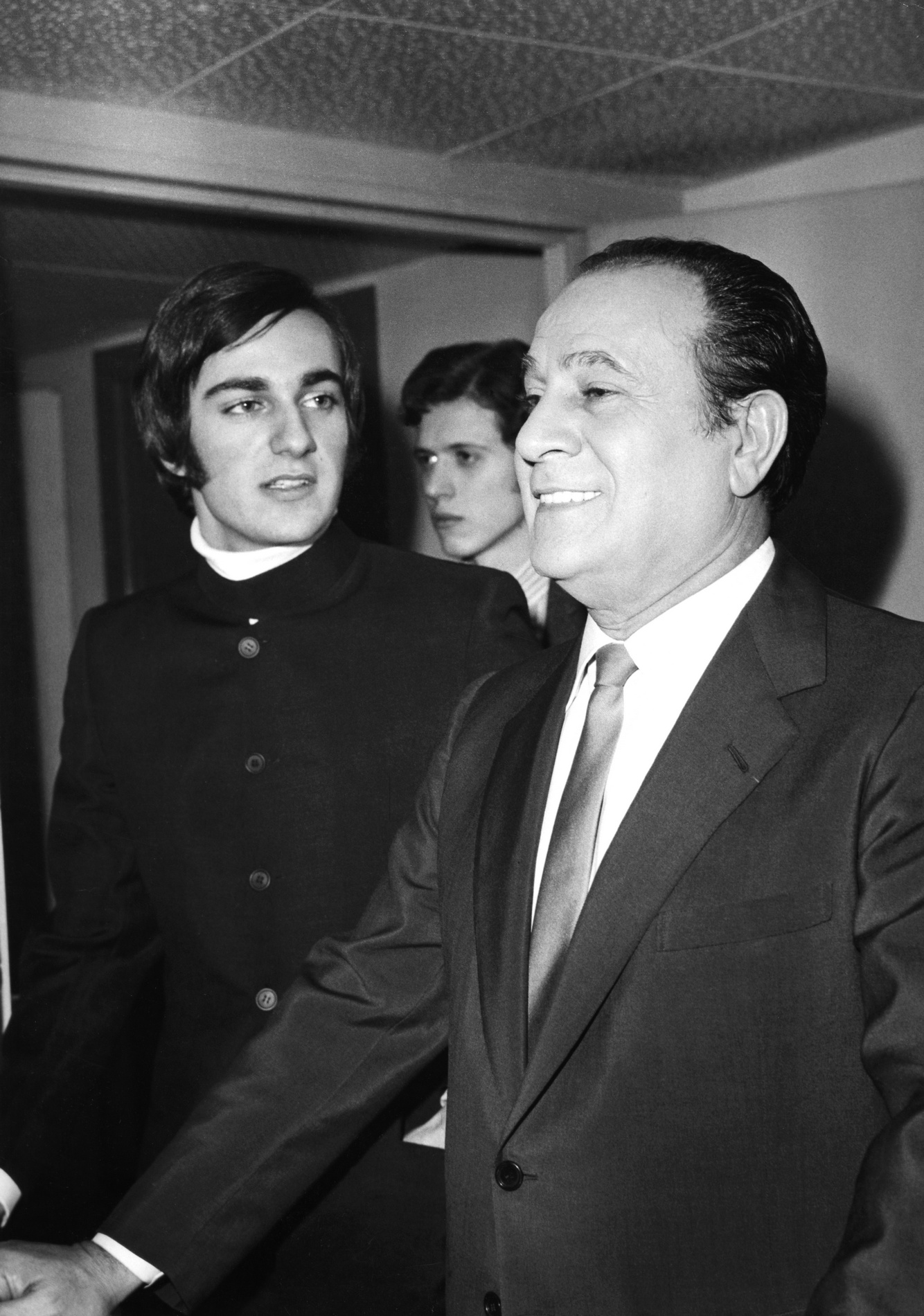 1967.11.30SortieStudioPalmaresTinoRossi