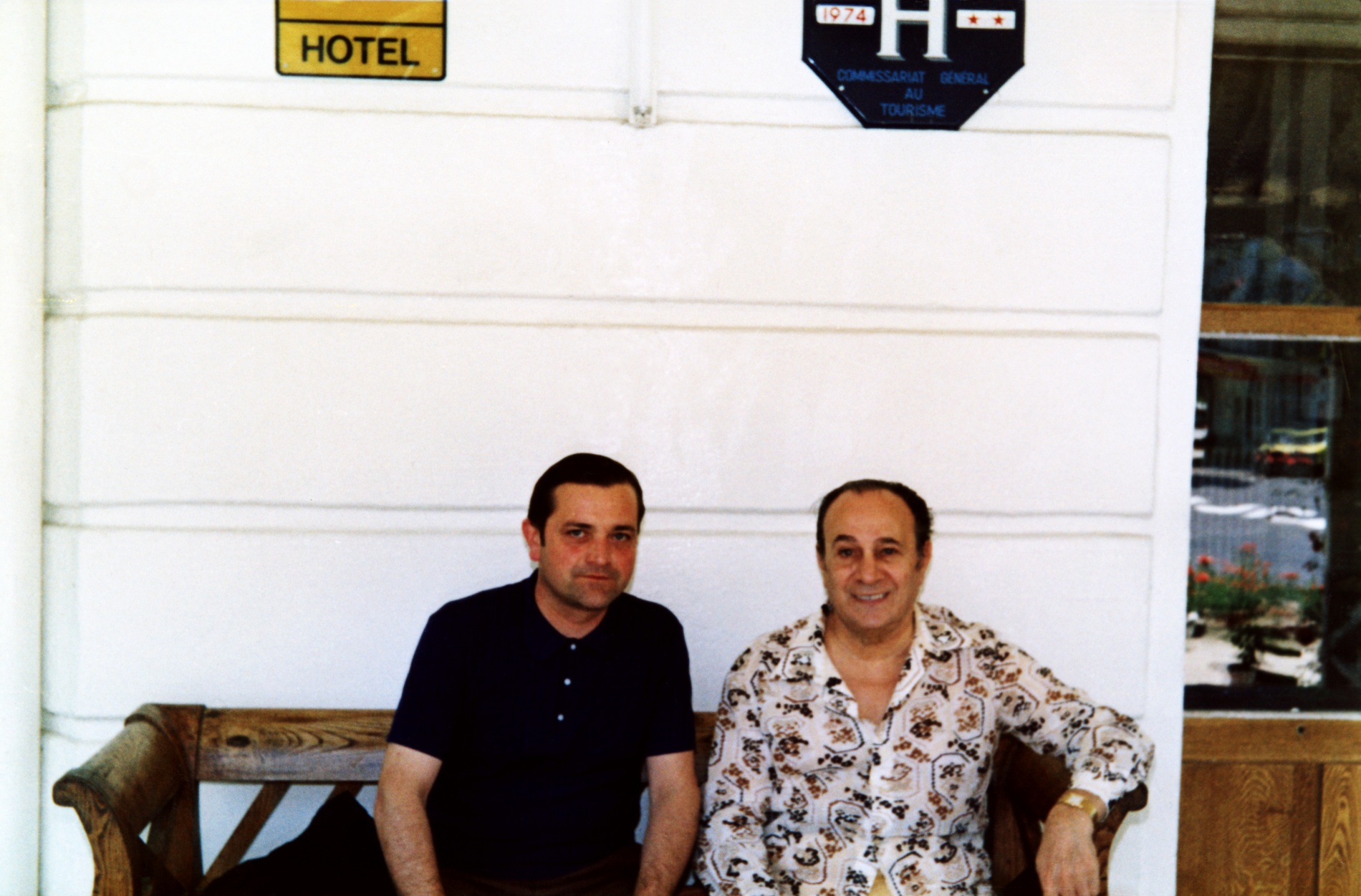 1974.06.21TinoRossiLaRochePosay01