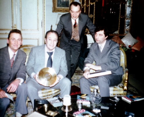 1975.02.16TinoRossiTinorossistesNeuilly04
