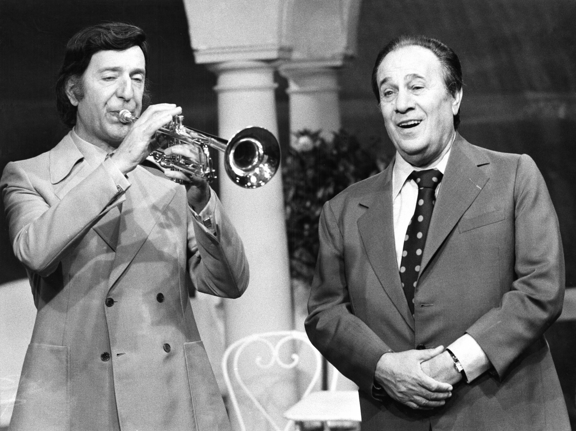 1975.04.29HierAujourdhuiDemainTinoRossiTV003