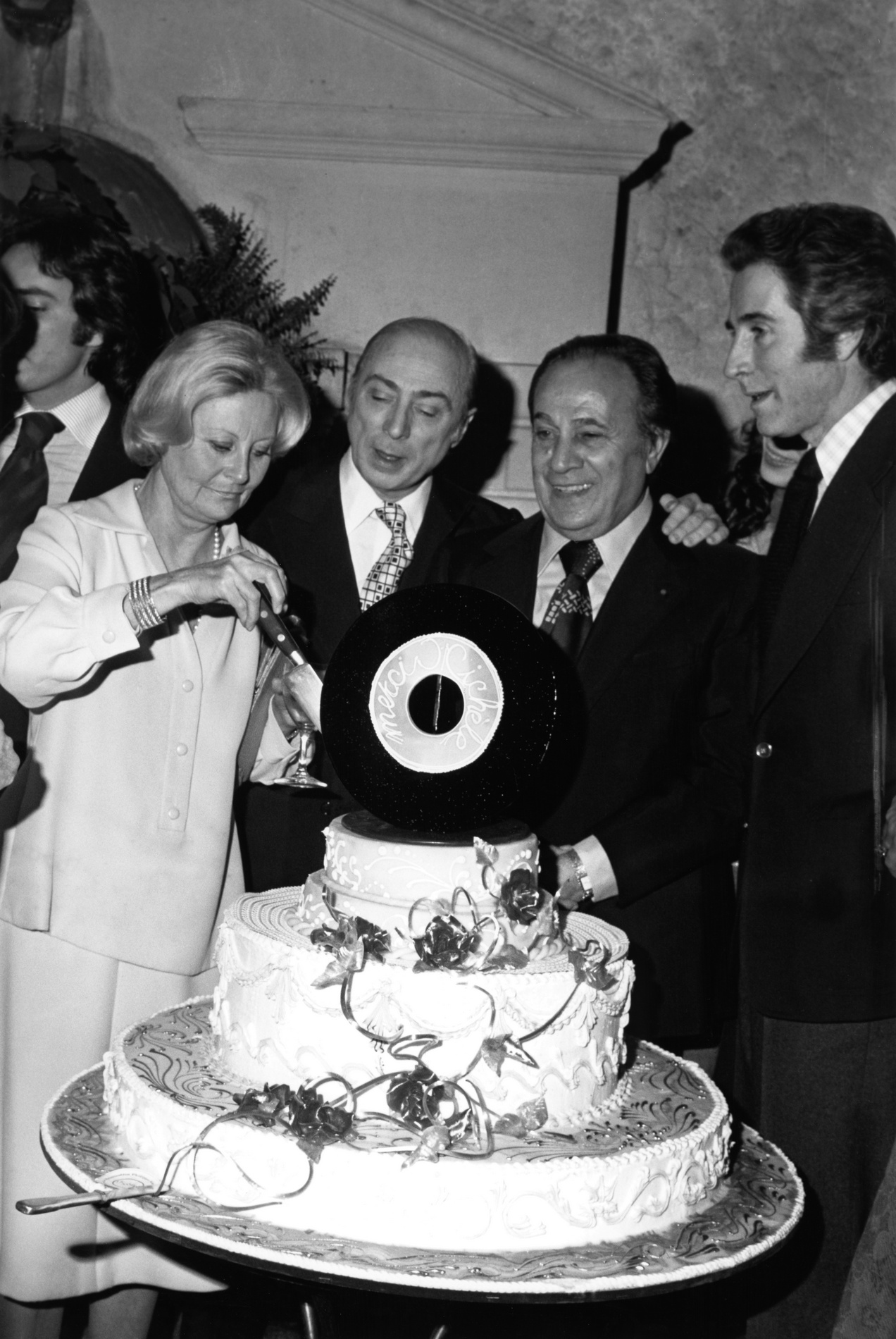 1976.03.01TinoRossiMorgan01