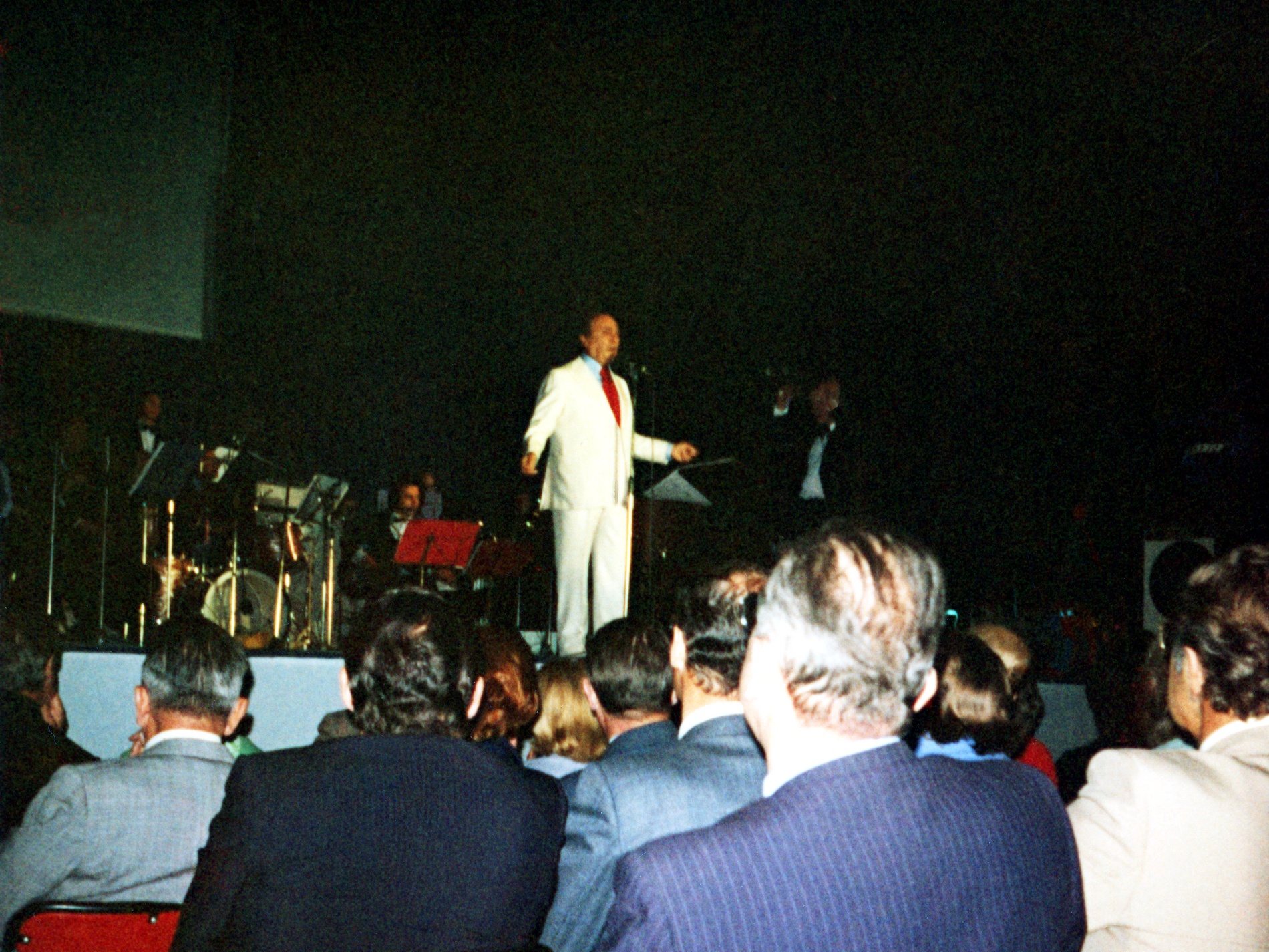 1976.06.03GalaTinoAuxTuileries01