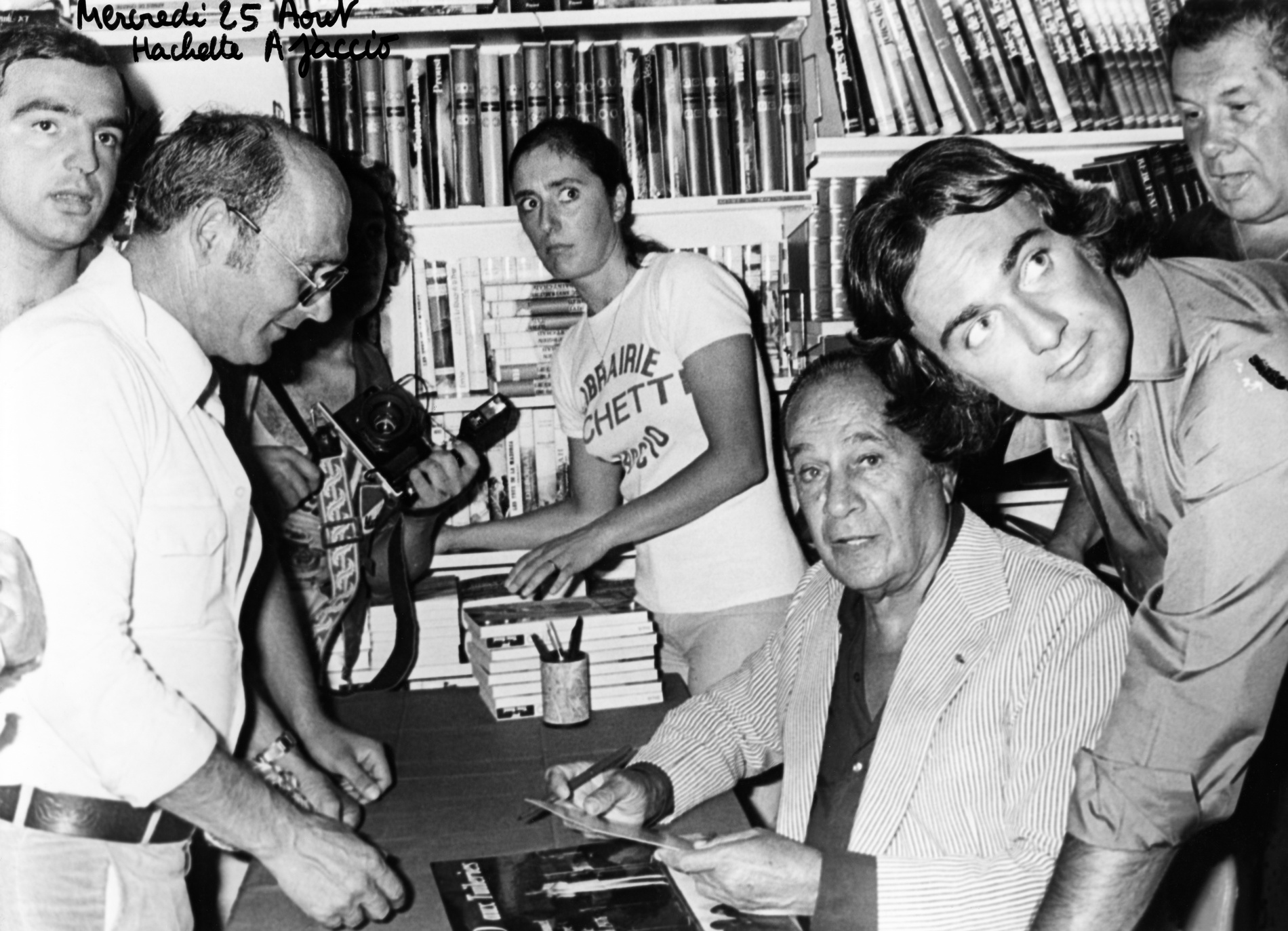 1976.08.25DedicaceAjaccioHachetteTR02