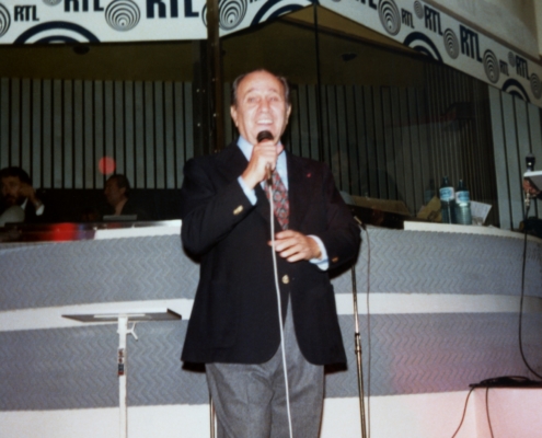 1977.12.20Jour2GrandeParadeRTL-15