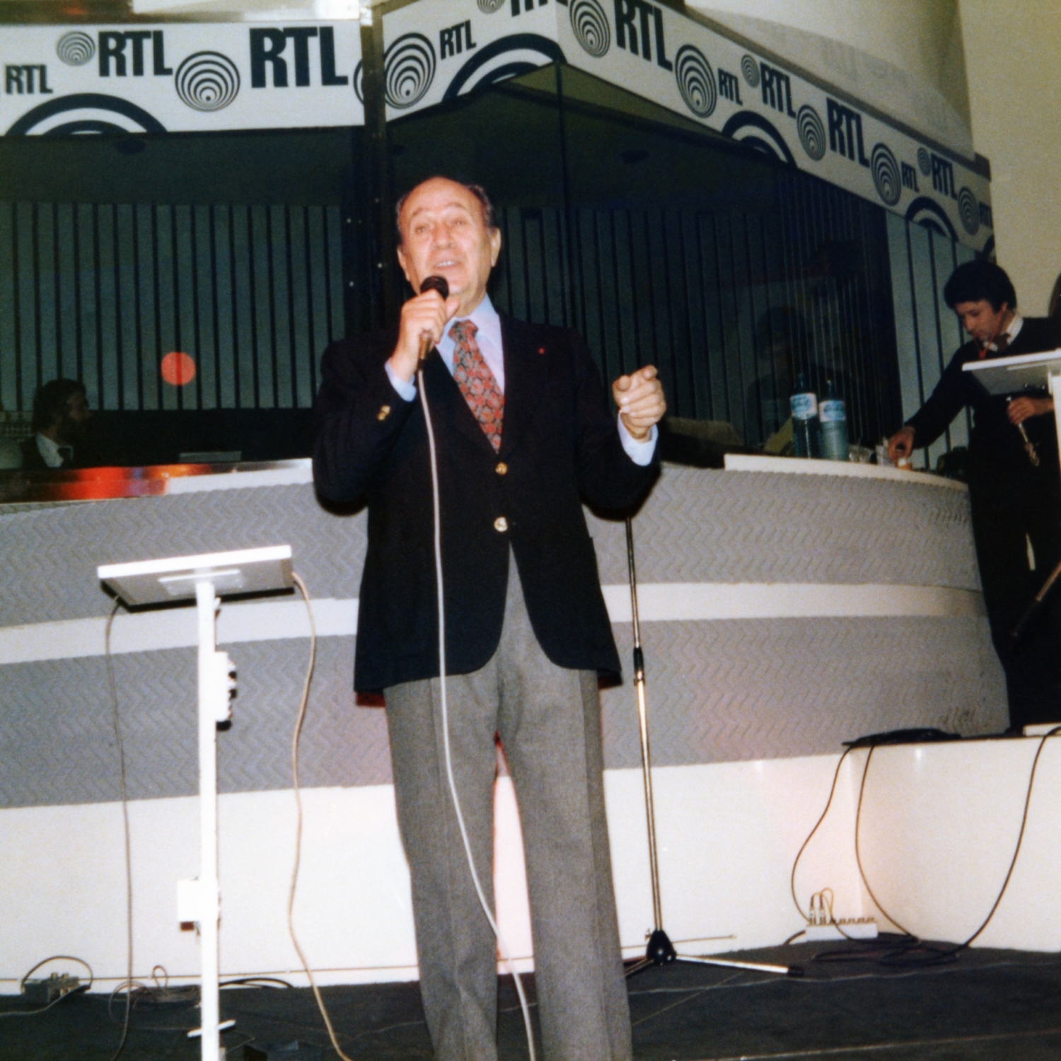 1977.12.20Jour2GrandeParadeRTL-16
