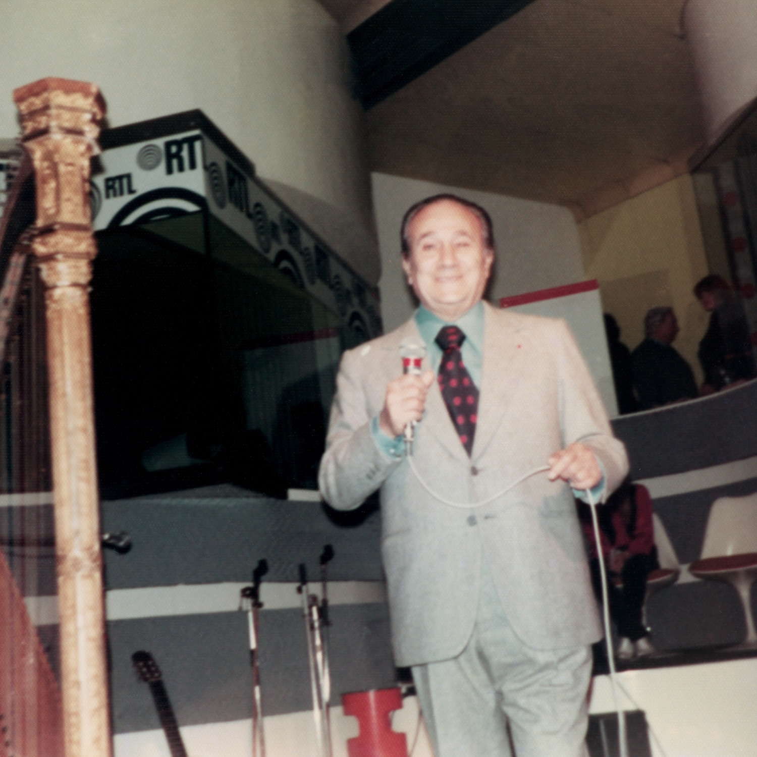 1977.12.21Jour3GrandeParadeRTL-09