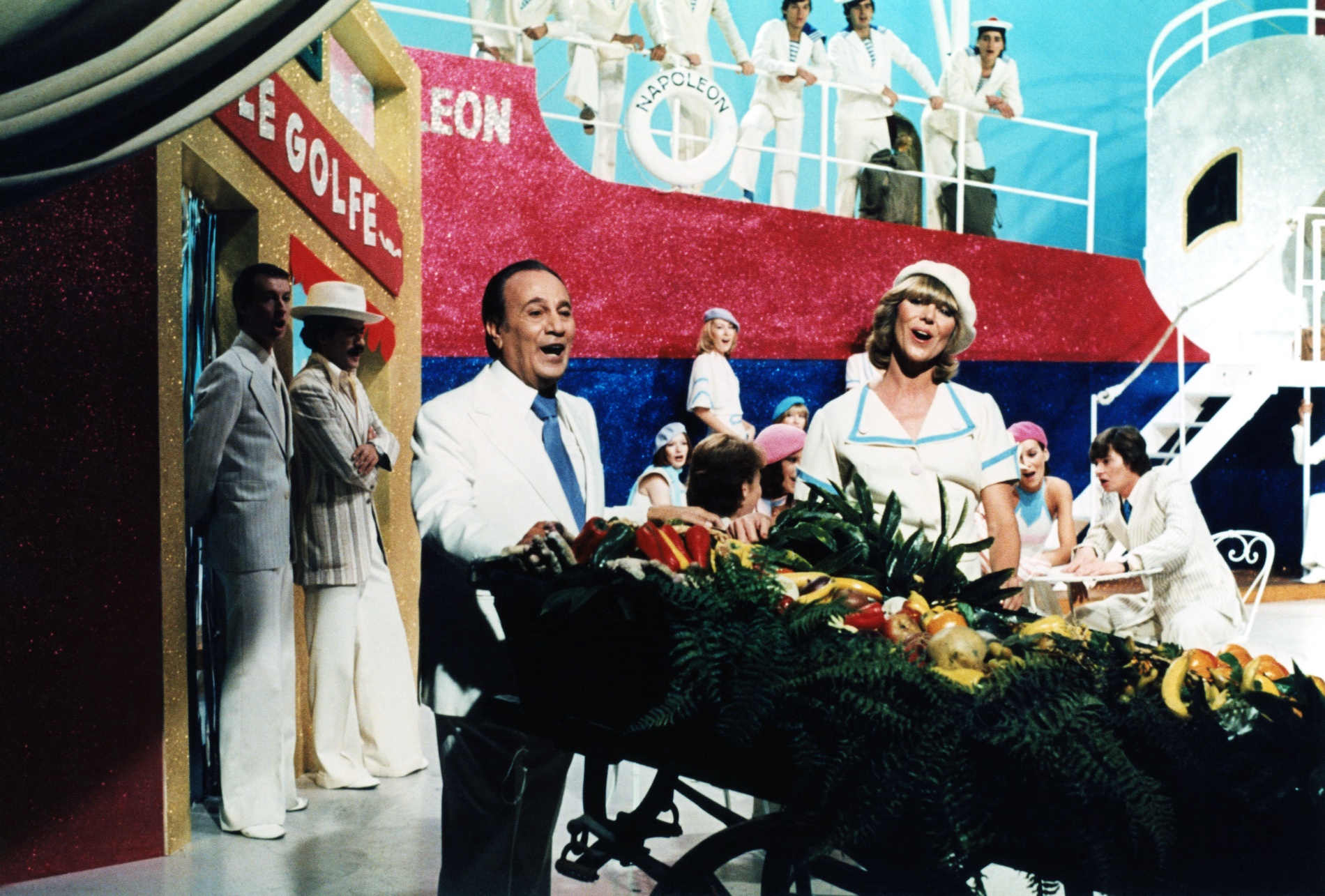 1977.12.24NumeroUnSpecialTinoRossiFinal2