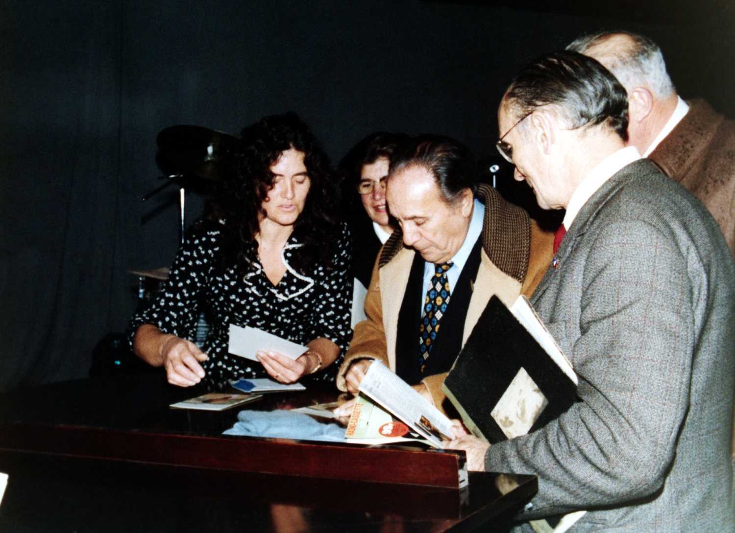 1979.12.14GalaBloisDedicace002