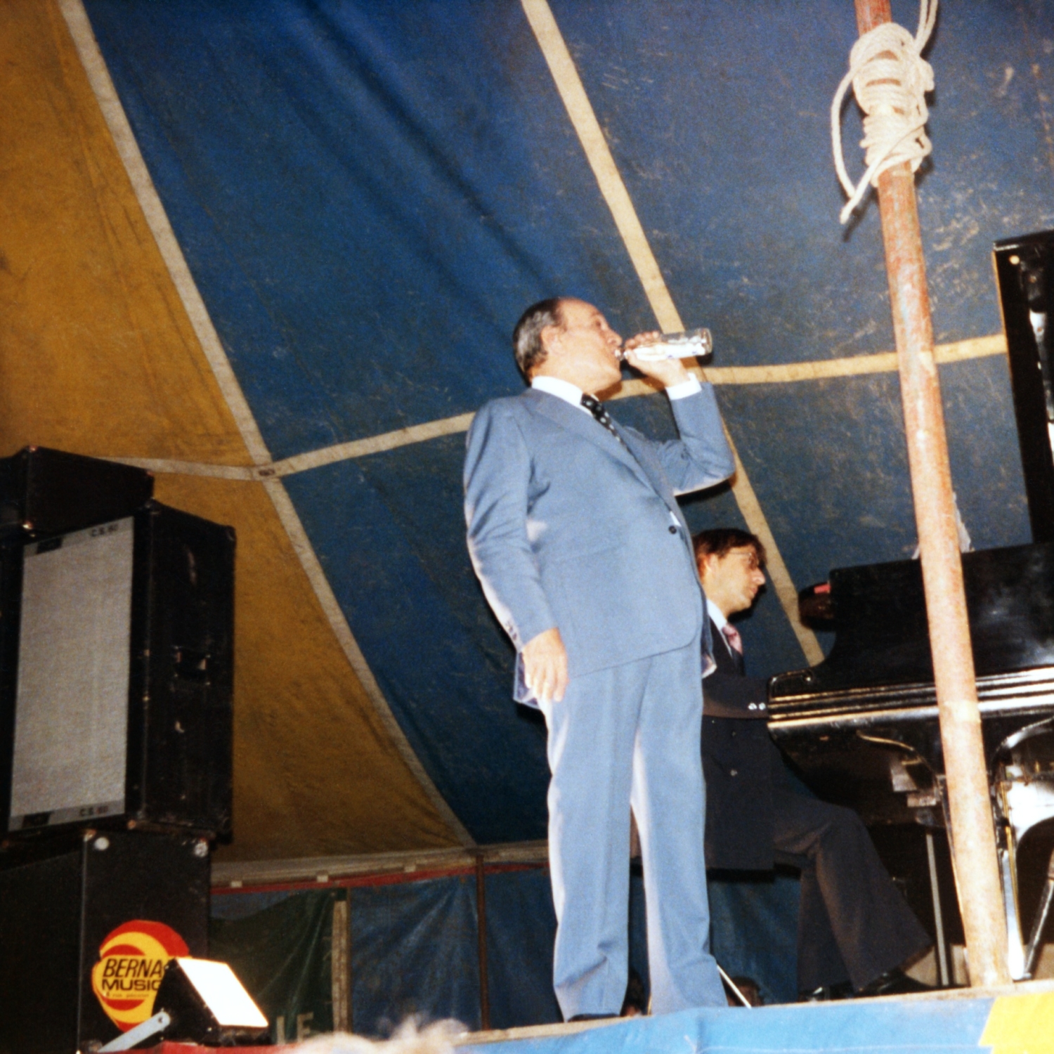 1980.03.21GalaTinoRossiGeneve003ph