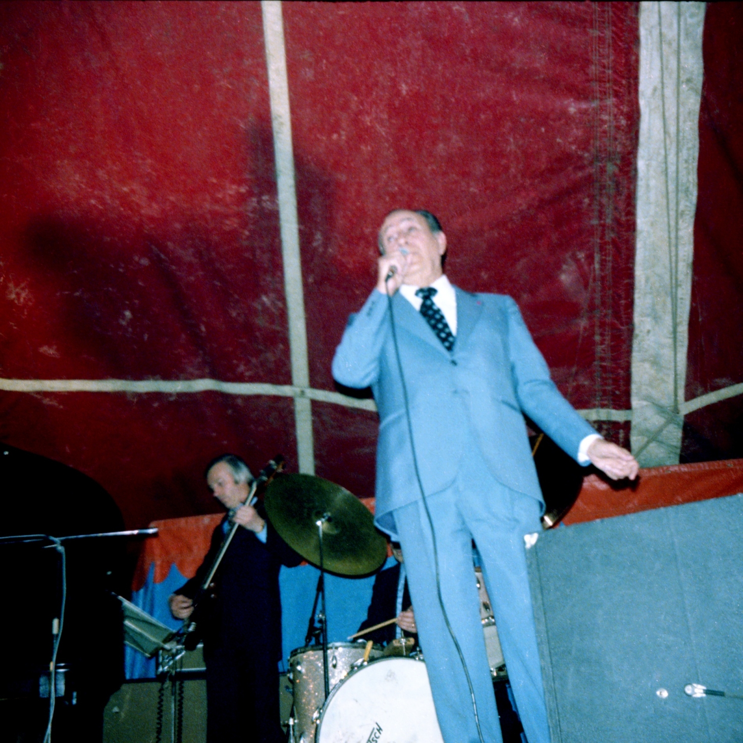 1980.03.21GalaTinoRossiGeneve007