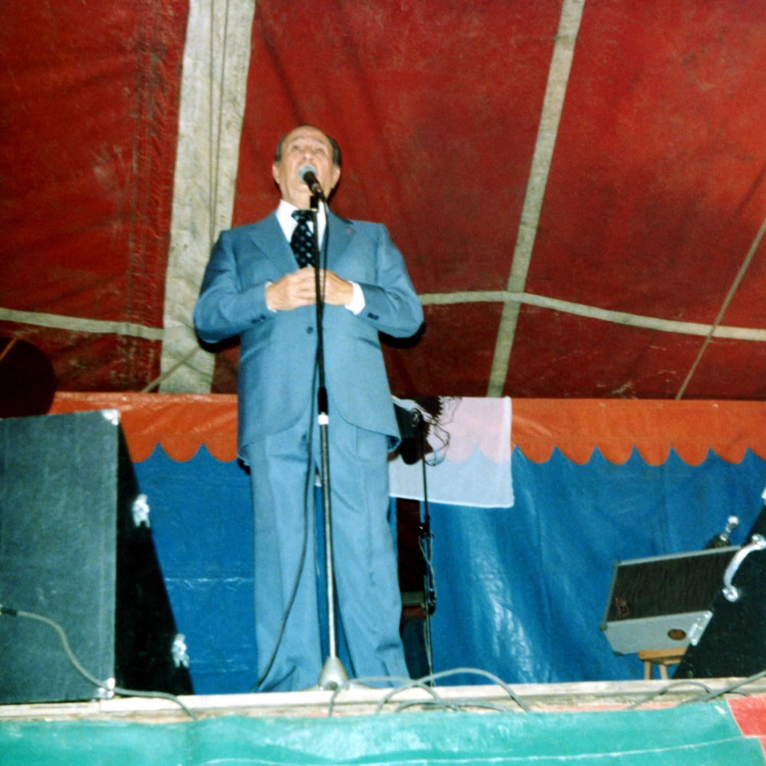 1980.03.21GalaTinoRossiGeneve014ph