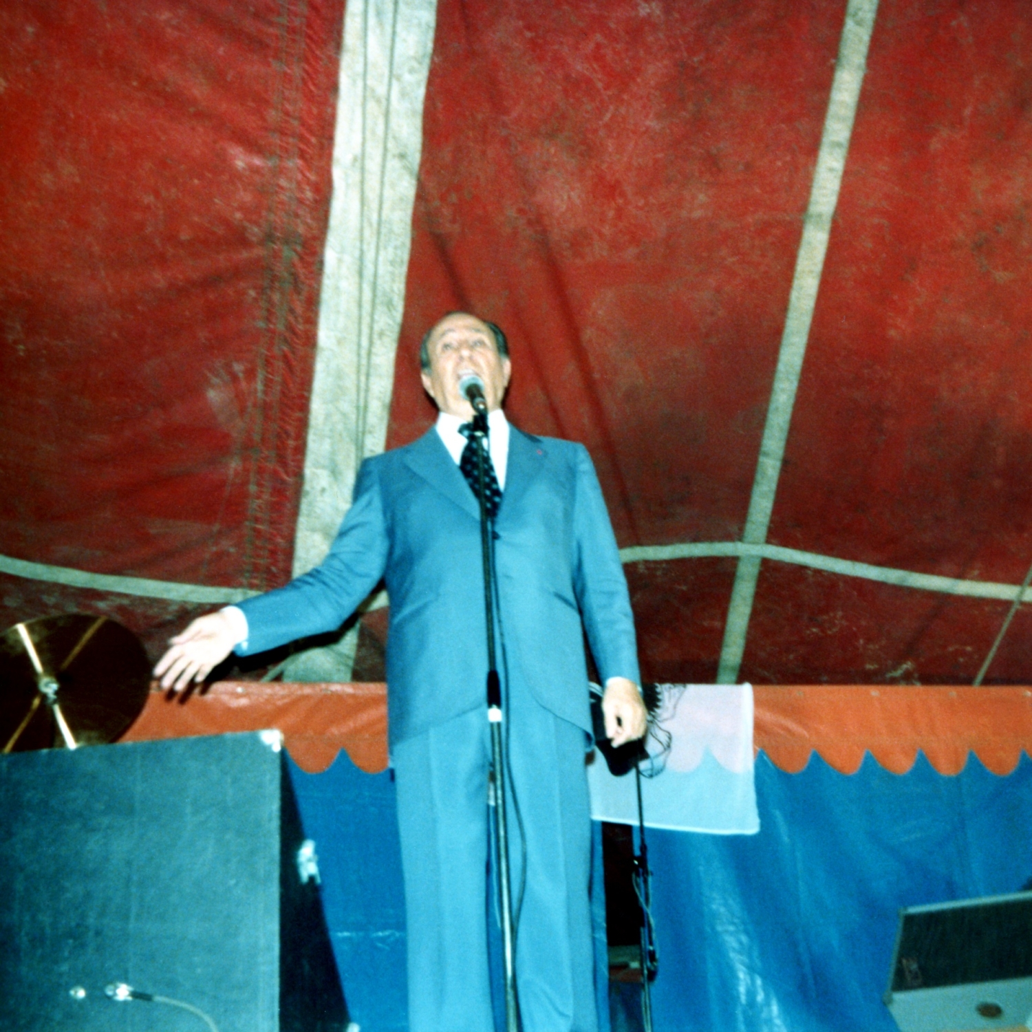 1980.03.21GalaTinoRossiGeneve020ph