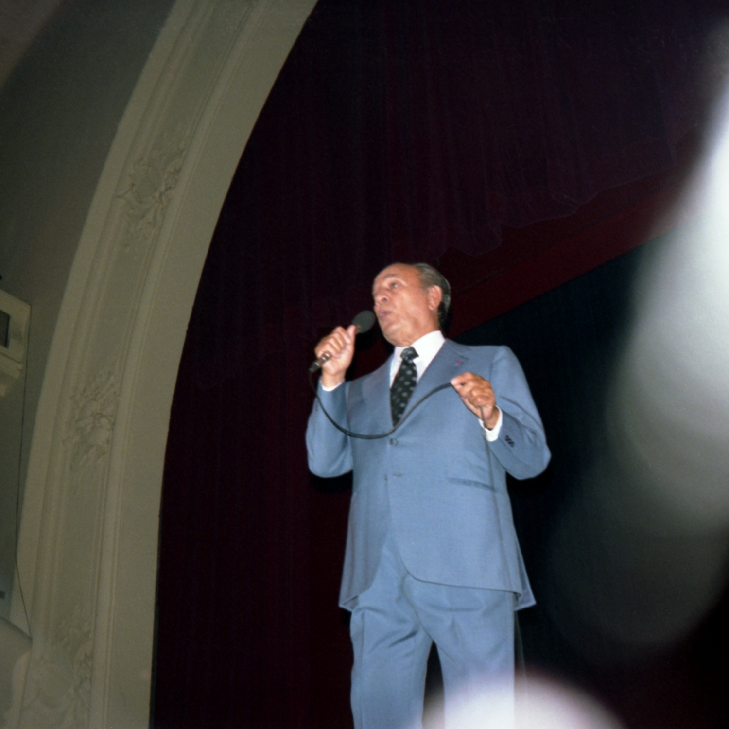 1980.10.05GalaTinoRossiLilleR2N020