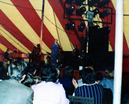 1981.04.05TinoRossiTain01