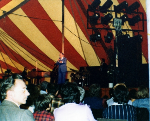 1981.04.05TinoRossiTain08