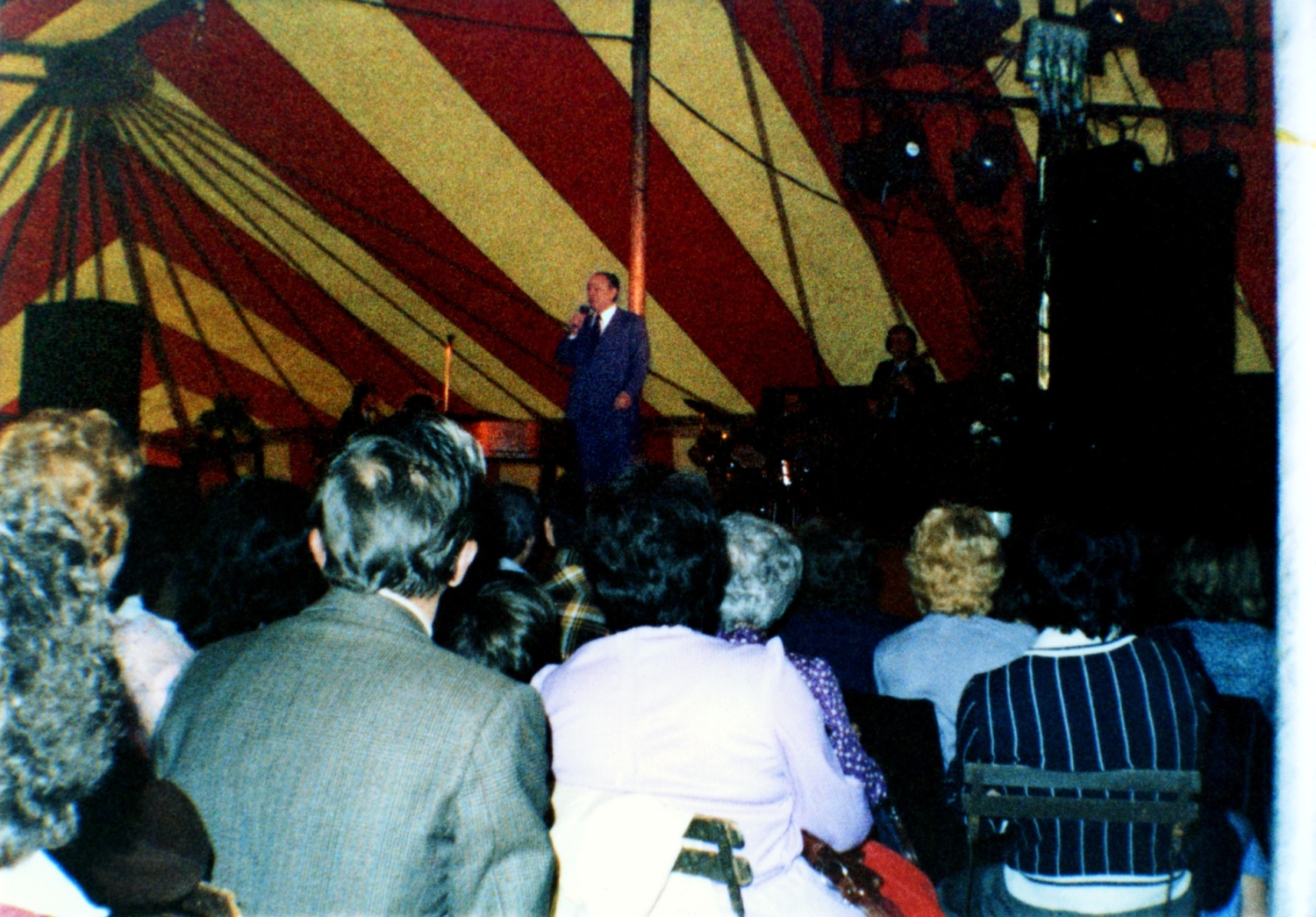 1981.04.05TinoRossiTain13