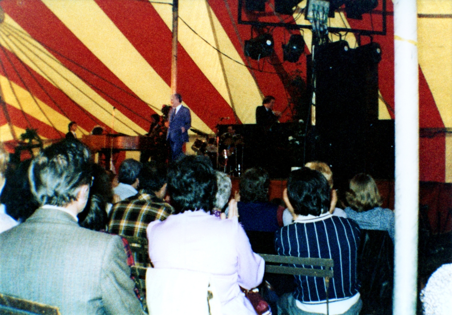 1981.04.05TinoRossiTain17