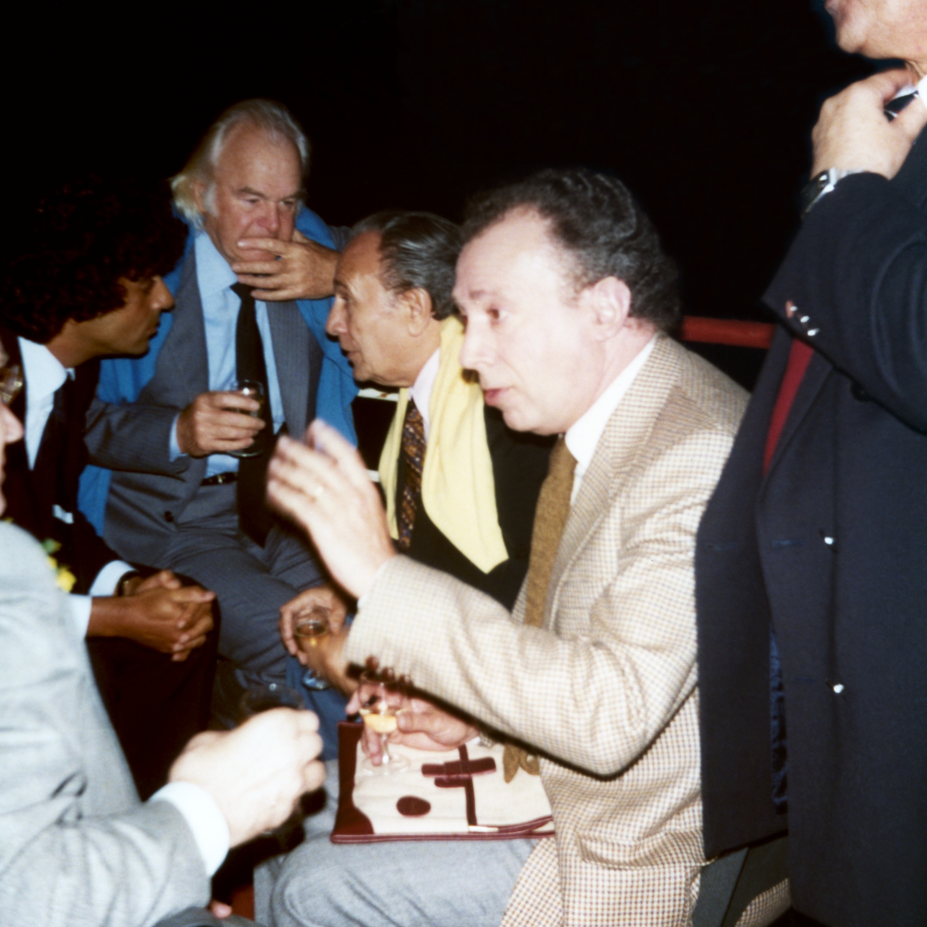 1981.06.23DossierEcranFeteaParisTR007