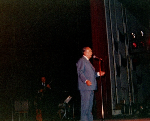 1981.09.09GalaCambraiSceneTR001