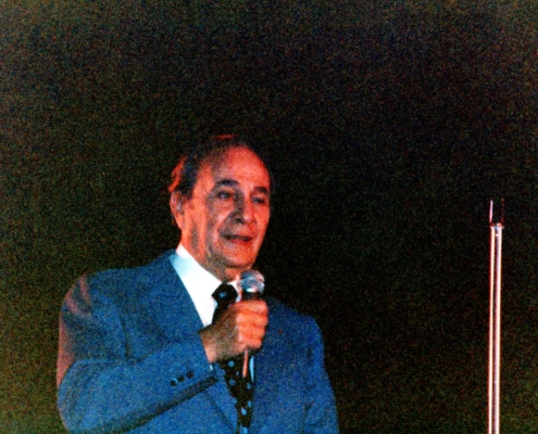 1982.01.10GalaRouenTinoRossi002