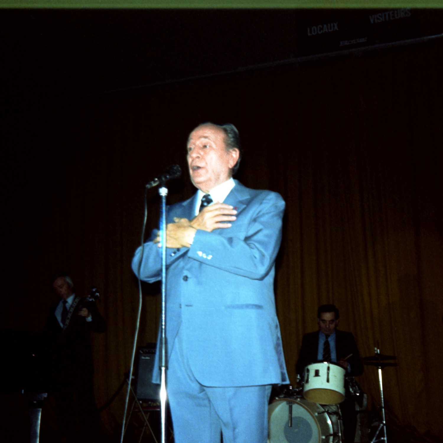 1982.02.03GalaTinoRossiOrleans012