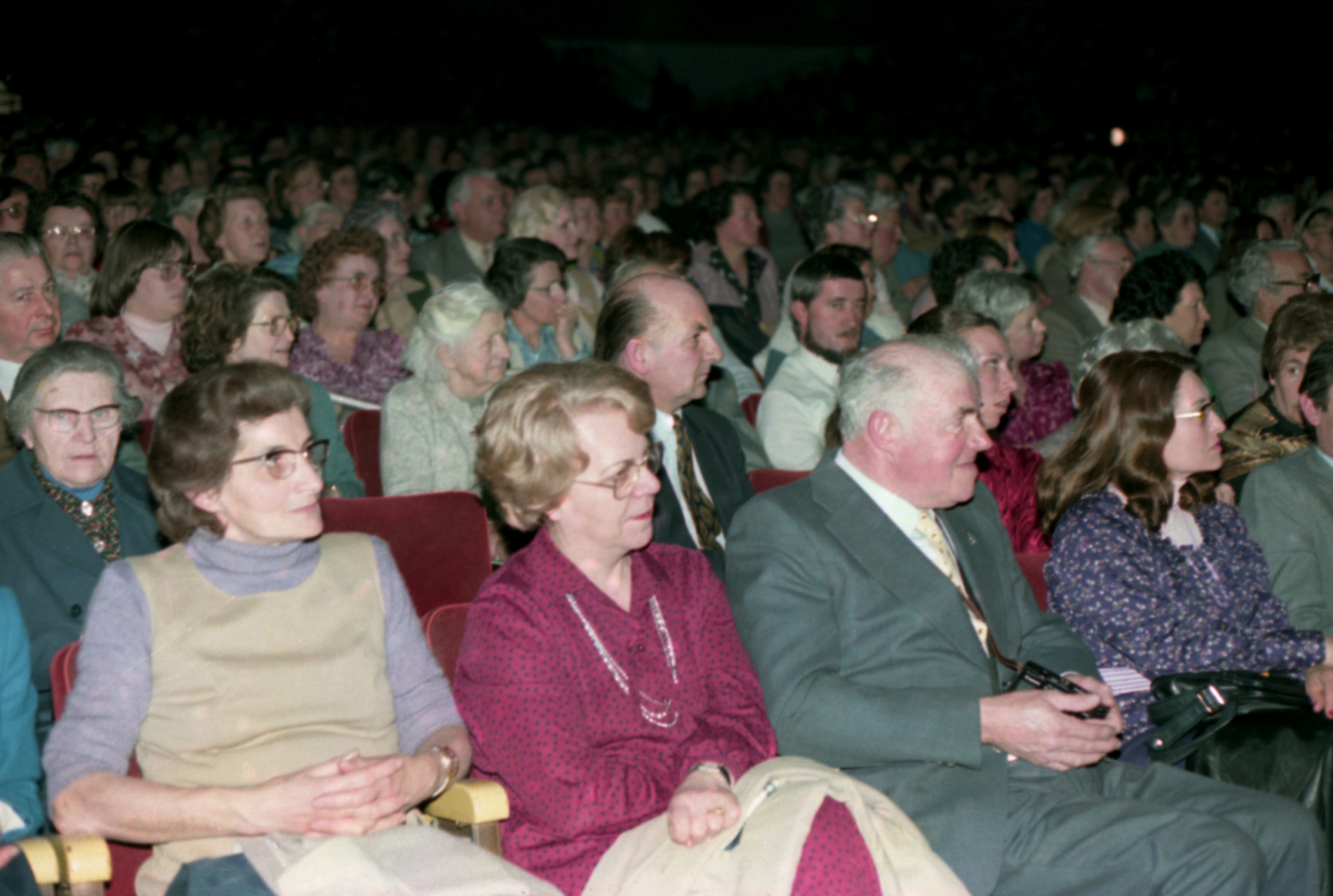 1982.03.28TinoRossiMansPichon015