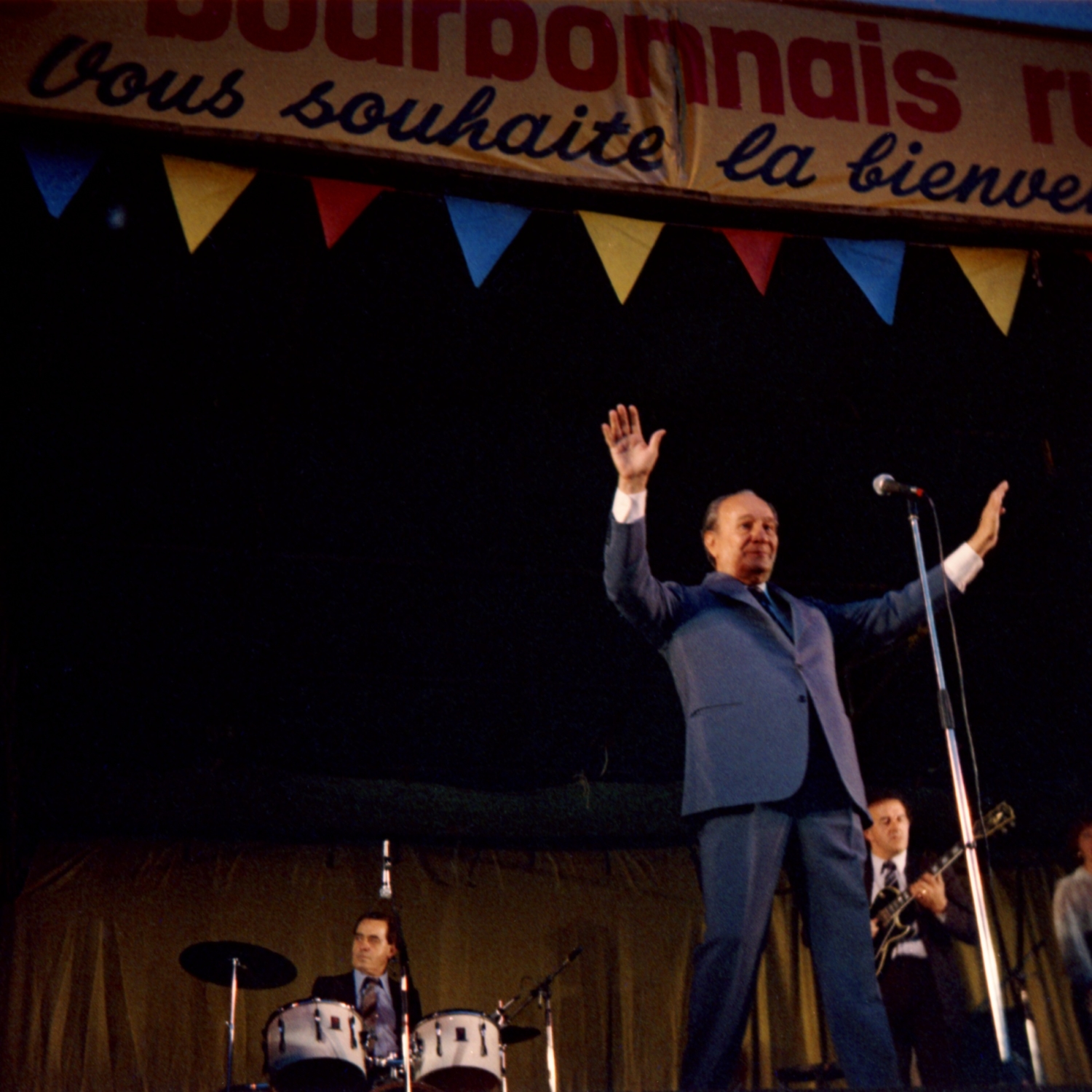 1982.04.16GalaTinoRossiCosnedAllierR2N016