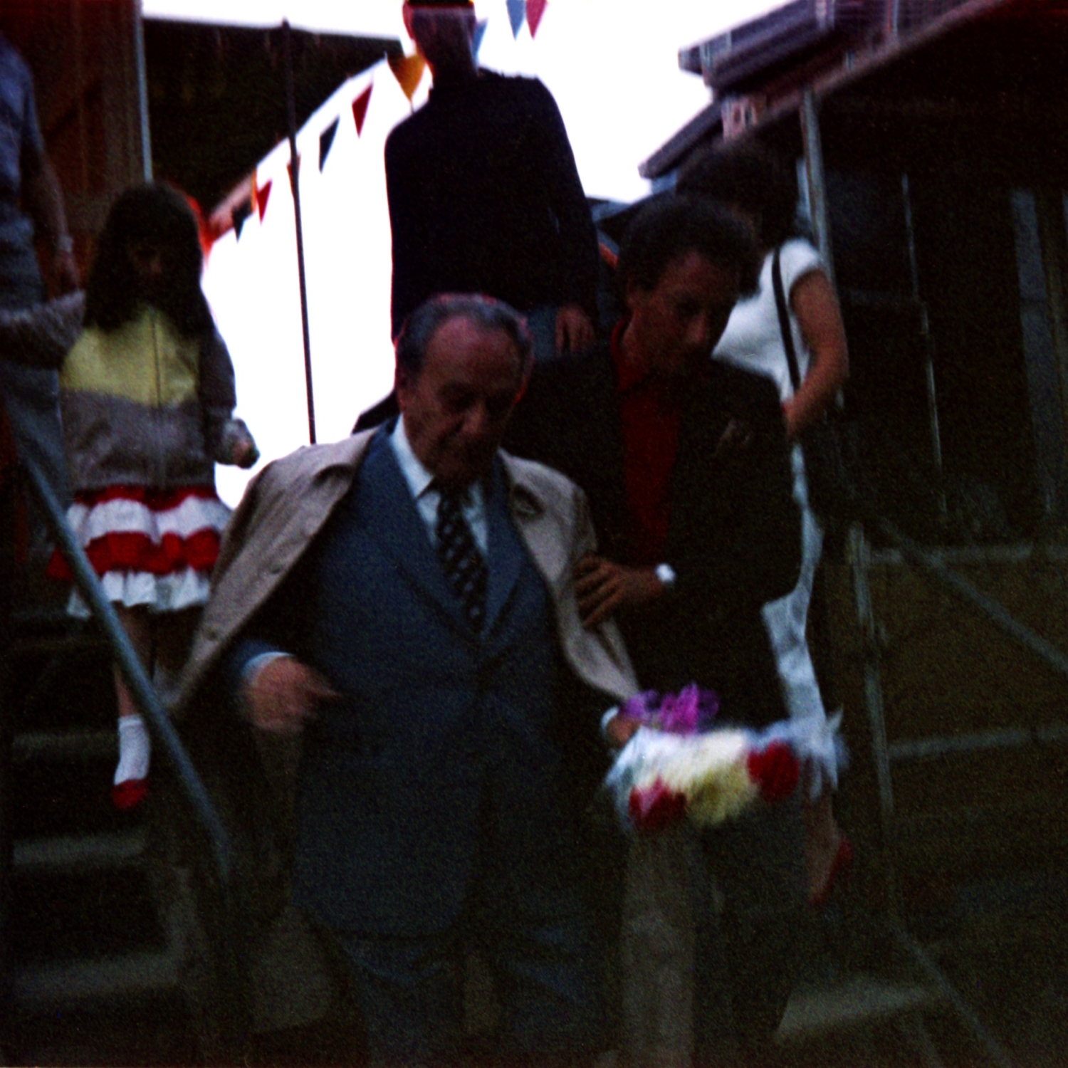 1982.04.16GalaTinoRossiCosnedAllierR2N017