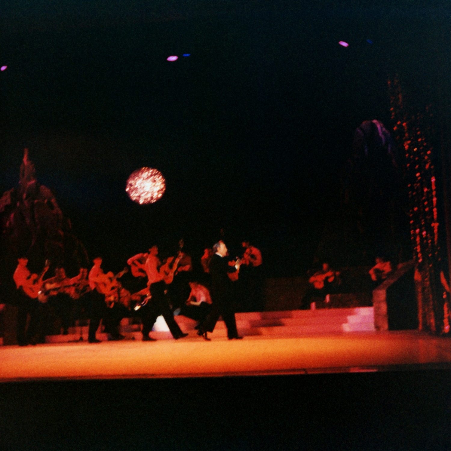 1982.11.04TinoRossiCDP002