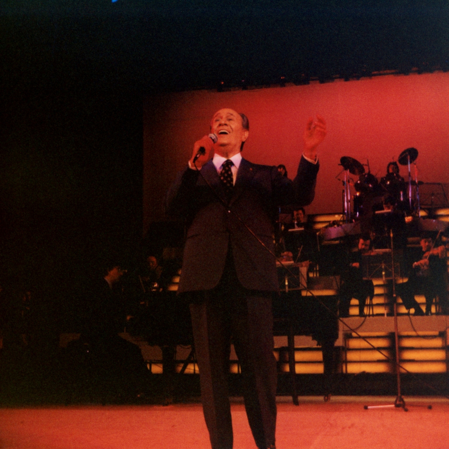 1982.11.04TinoRossiCDP011
