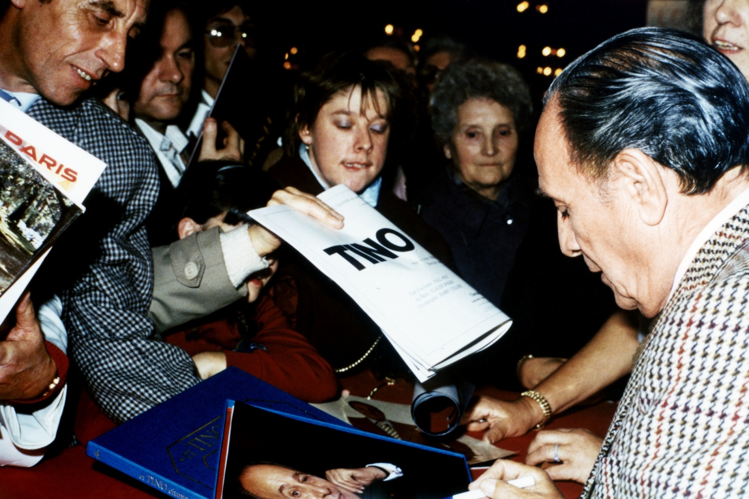 1982.11.09DedicaceCDP003