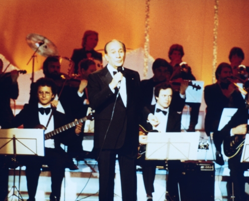 1982.12.04ChampsElyseesNum003