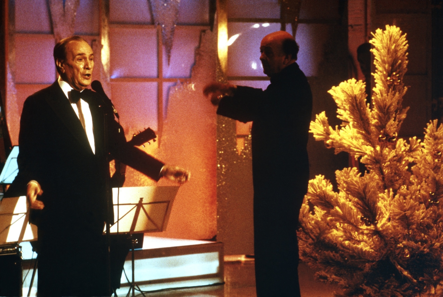 1982.12.04ChampsElyseesNum005
