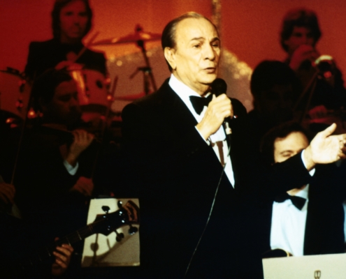 1982.12.04ChampsElyseesNum010