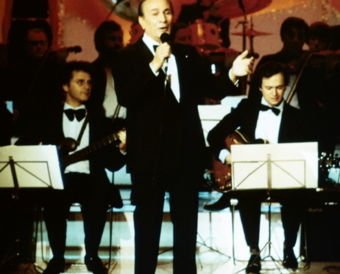 1982.12.04ChampsElyseesNum011